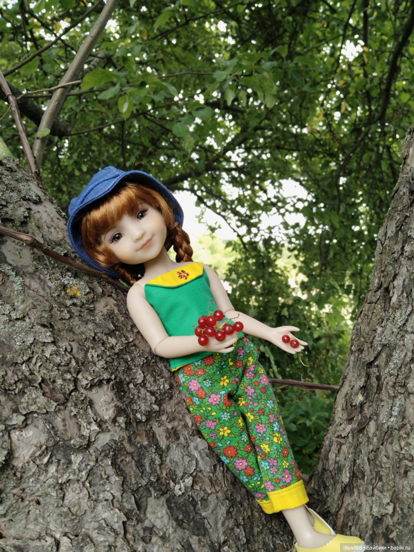 Зара и урожай 🍐 — Куклы Ruby Red (Руби Ред) Fashion Friends: Siblies