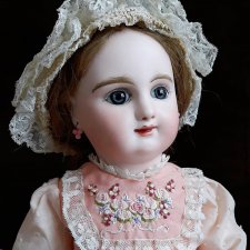 Платья для кукол