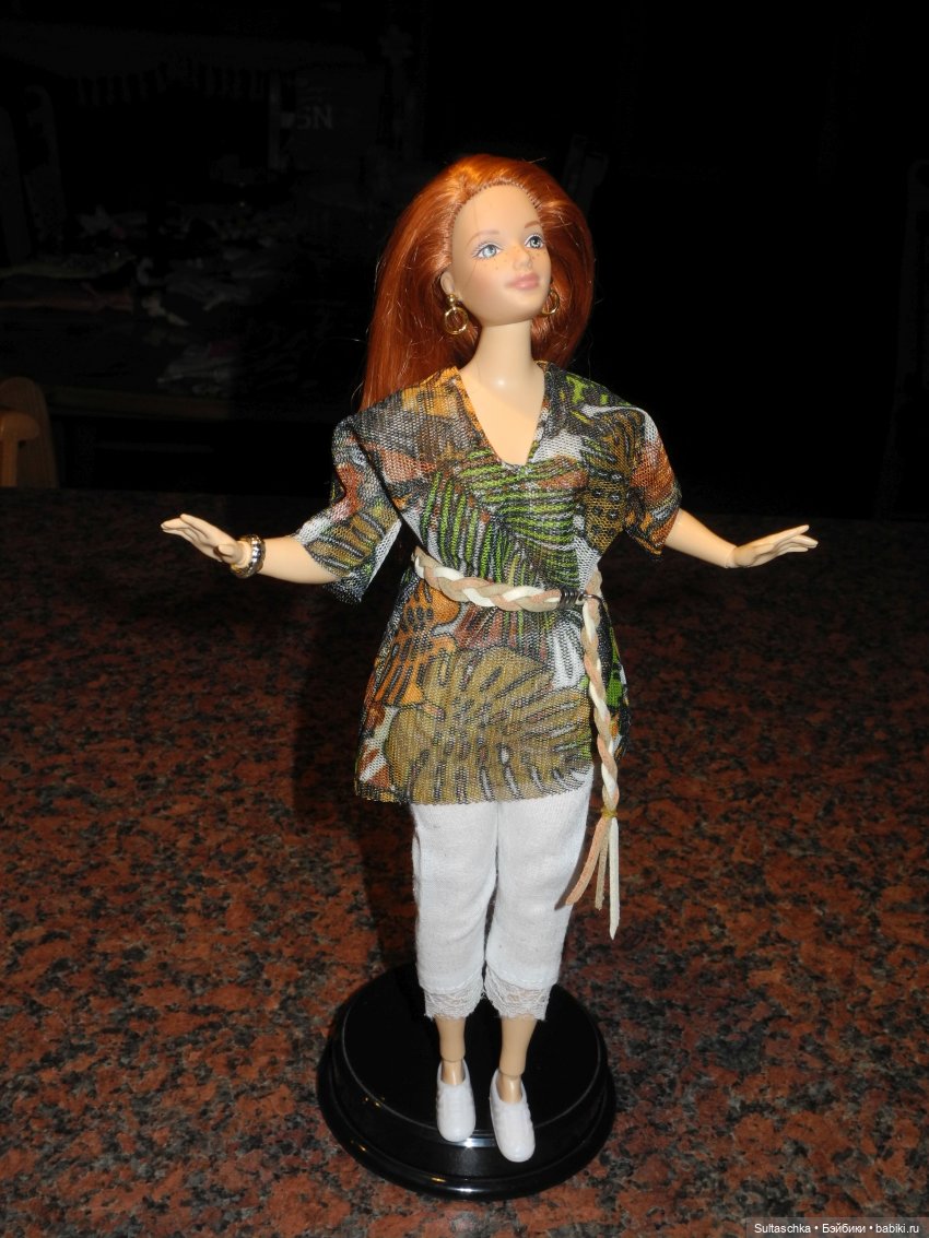 Незнакомка | Бэйбики Незнакомка — Куклы Barbie (Барби): Looks (фото 3)