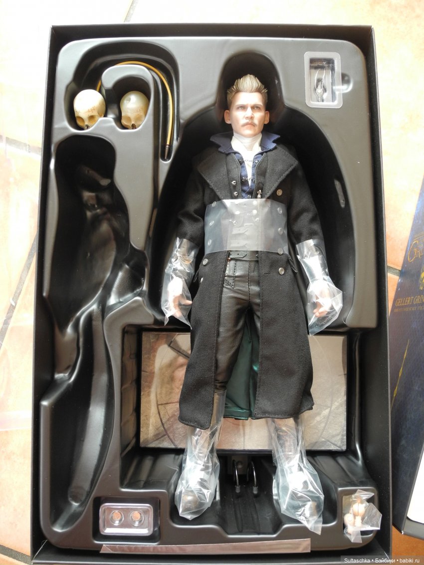 Гриндельвальд (Hot Toys) — Коллекционные фигурки Hot Toys (Хот Тойс) 1:6: фото (фото 6)