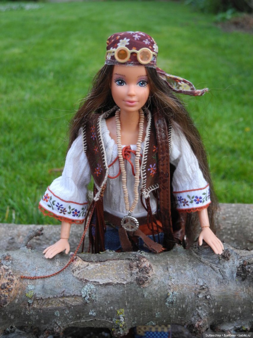 Peace and Love Barbie 224946