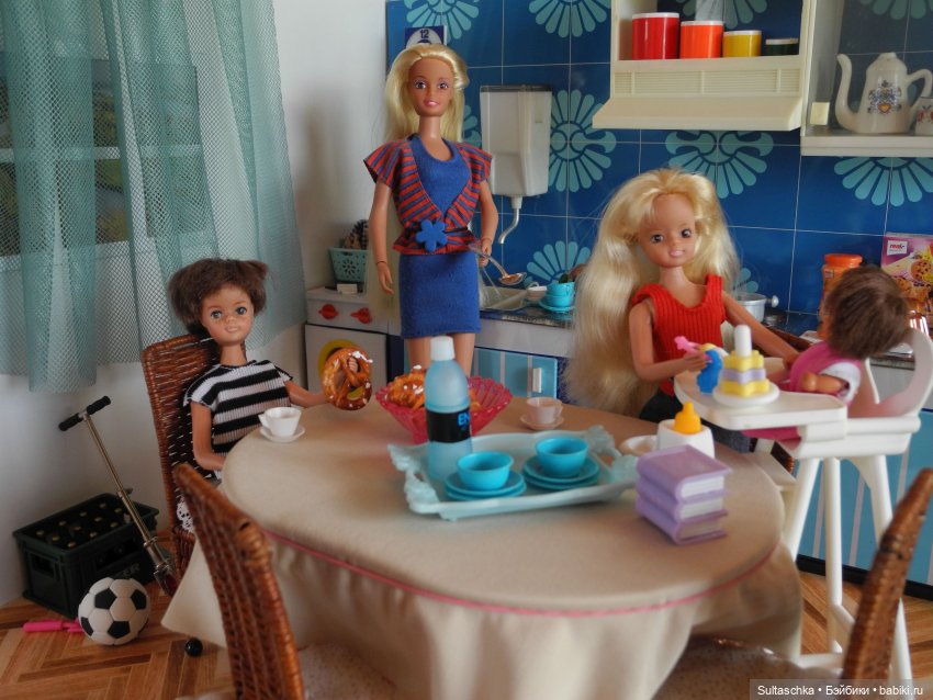 Семейка Буш — Куклы Barbie (Барби): Looks