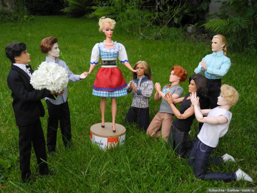 С днем рождения, Лилли — Куклы Barbie (Барби): Looks