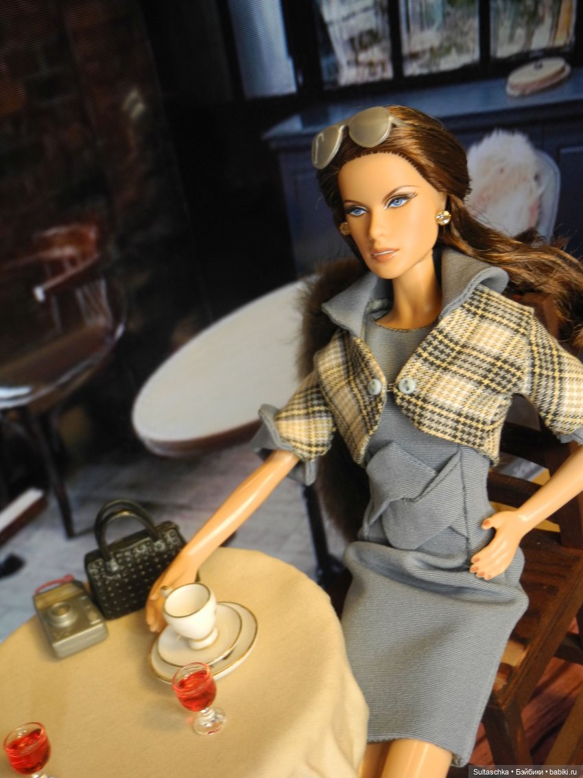 Небольшое интервью — Куклы Barbie (Барби): Looks (фото 7)