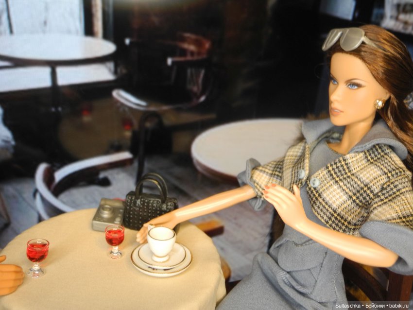 Небольшое интервью — Куклы Barbie (Барби): Looks (фото 4)