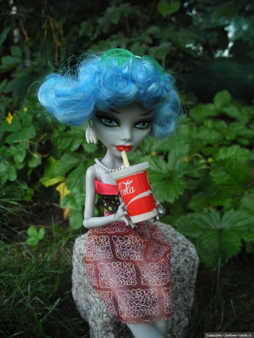 В дом проникли Монстры — Куклы Monster High и Ever After High: G1