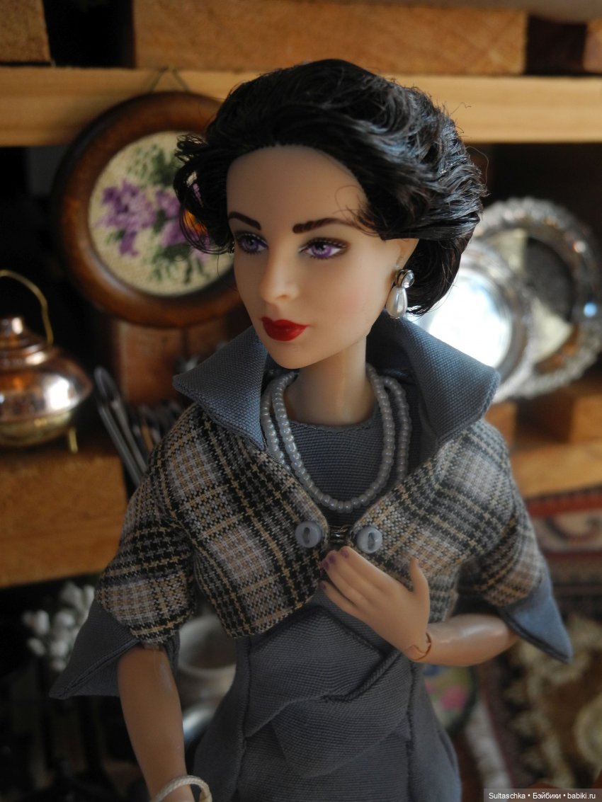 Антикварная лавка | Бэйбики Антикварная лавка — Куклы Barbie (Барби): Looks (фото 2)