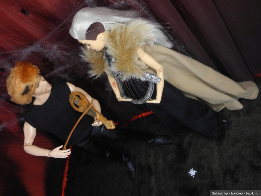 "Фатуя" на вечеринке в Хеллоуин