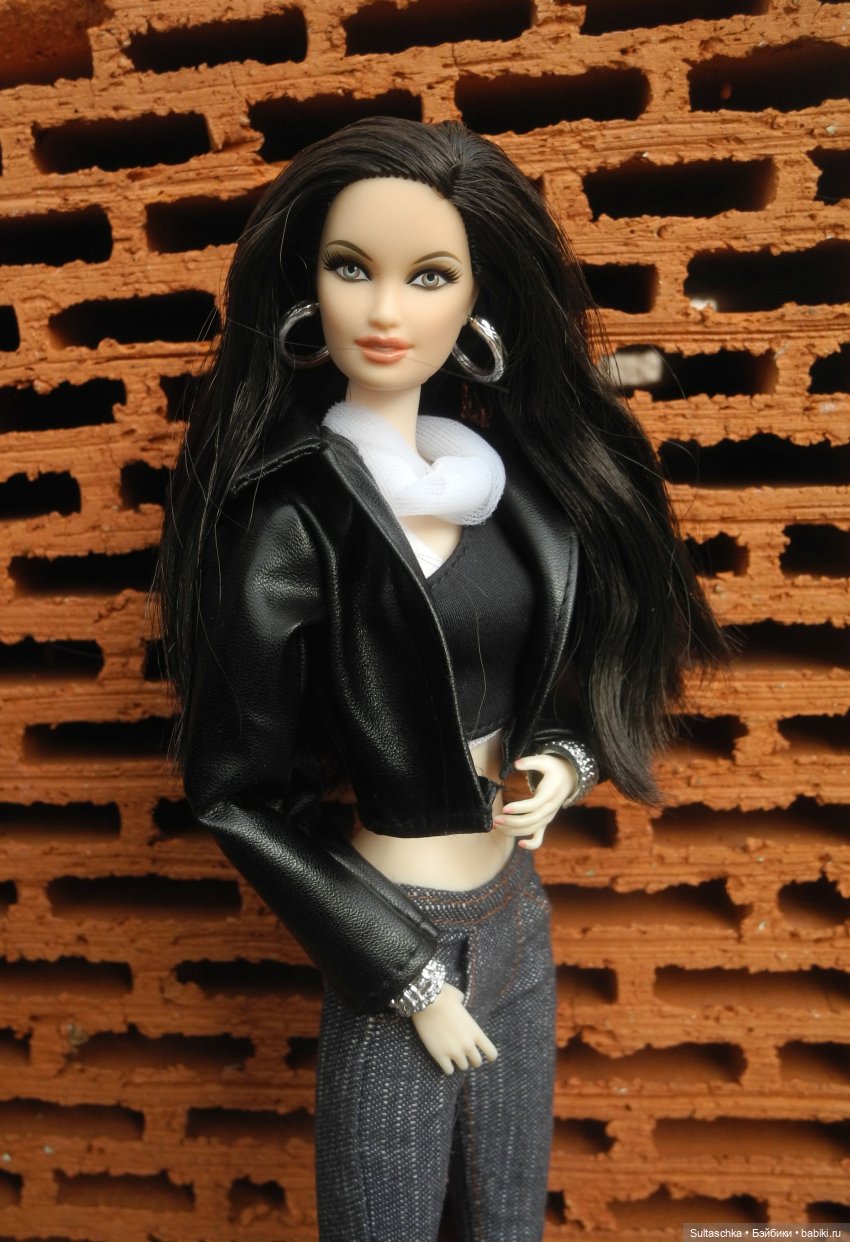 Couture Angel Barbie 2011 или "пятой будешь?"