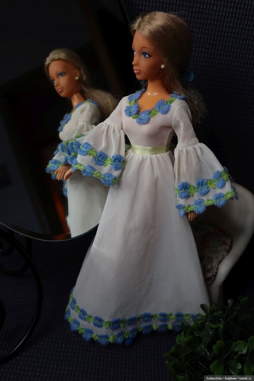 Петра Пласти. Старший брат Фред и младшая сестричка Пегги