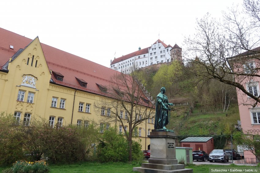 Прогулка Лауры и опрос — Куклы Barbie (Барби): Looks