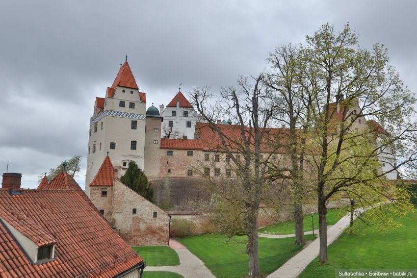 Прогулка Лауры и опрос — Куклы Barbie (Барби): Looks (фото 7)