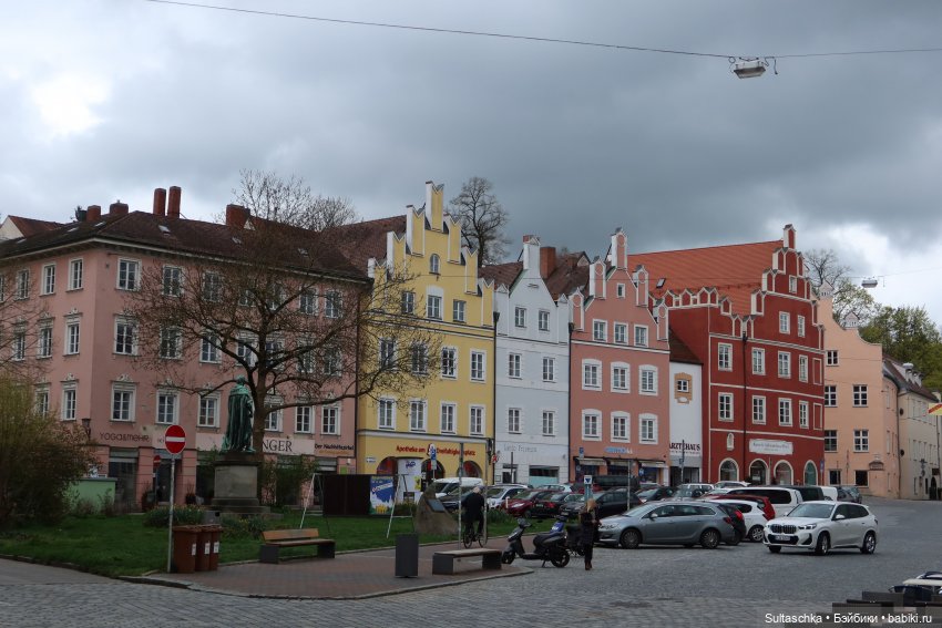 Прогулка Лауры и опрос — Куклы Barbie (Барби): Looks