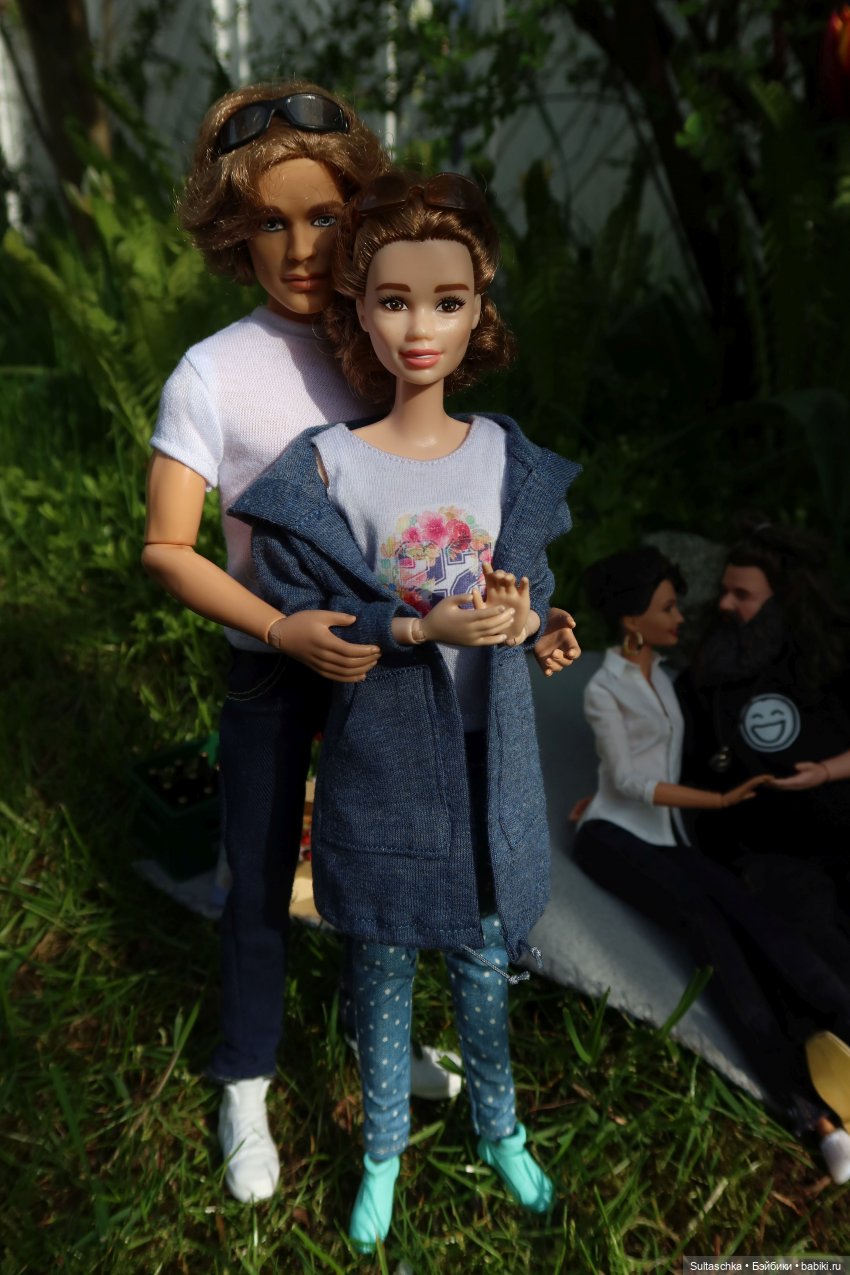 Май начался — Куклы Barbie (Барби): Looks (фото 3)