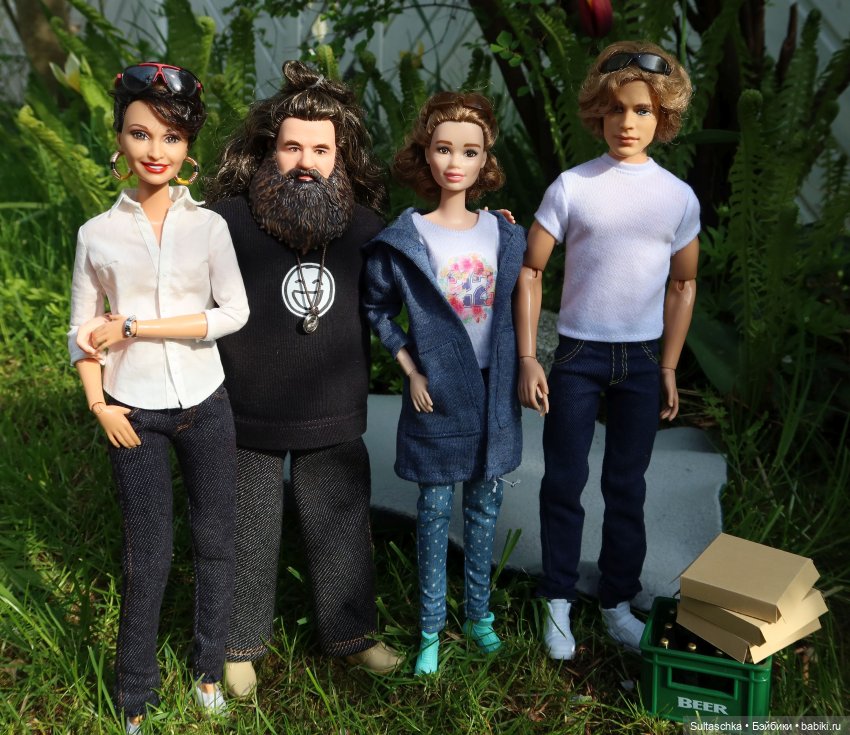 Май начался — Куклы Barbie (Барби): Looks