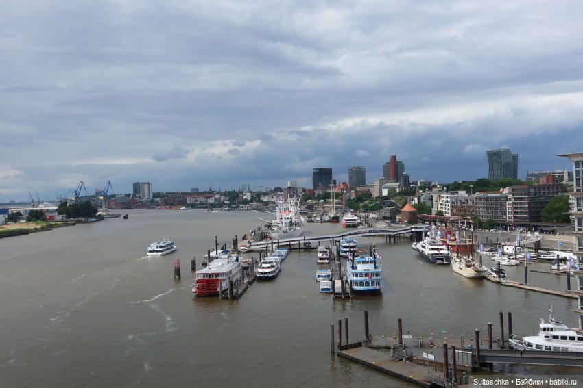 Светские новости. Женевьева путешествует (фото 10)