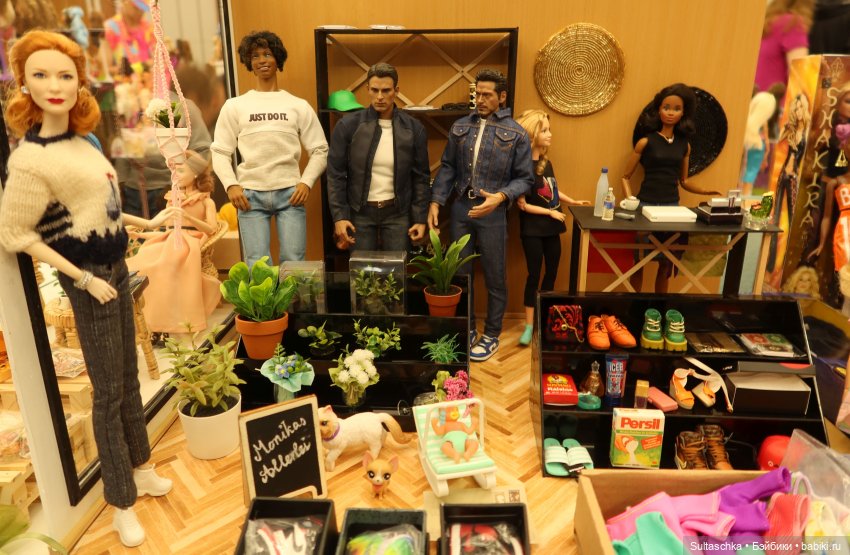 Картинки с выставки — Аналоги Барби и куклы 1/6: клоны 90
