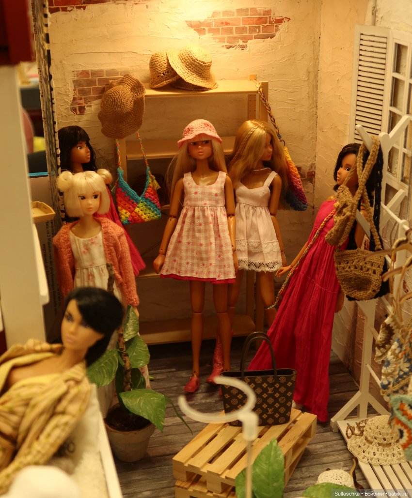 Картинки с выставки — Аналоги Барби и куклы 1/6: клоны 90