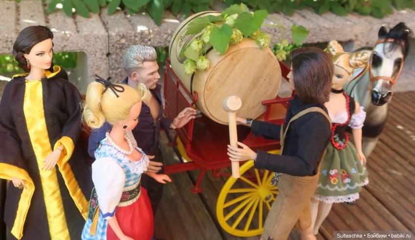 Октоберфест 2025 — Кукольный Октоберфест: осенний фестиваль и народные гуляния (фото 8)