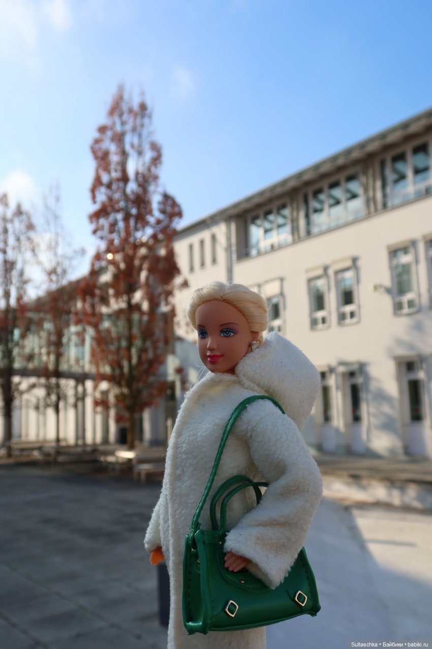 Ашхен. Рабочие будни — Куклы Barbie (Барби): Looks