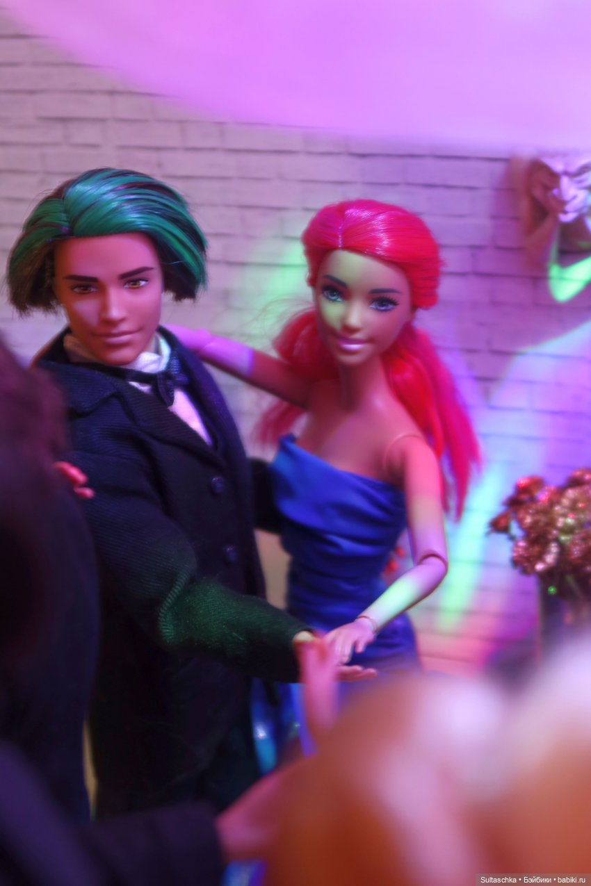 As the world falls down | Бэйбики As the world falls down — Куклы Barbie (Барби): Looks