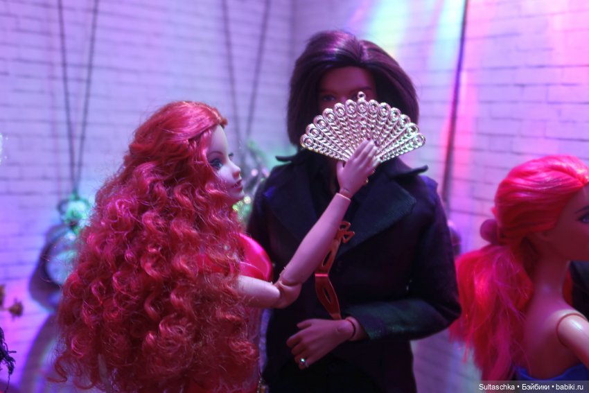 As the world falls down | Бэйбики As the world falls down — Куклы Barbie (Барби): Looks