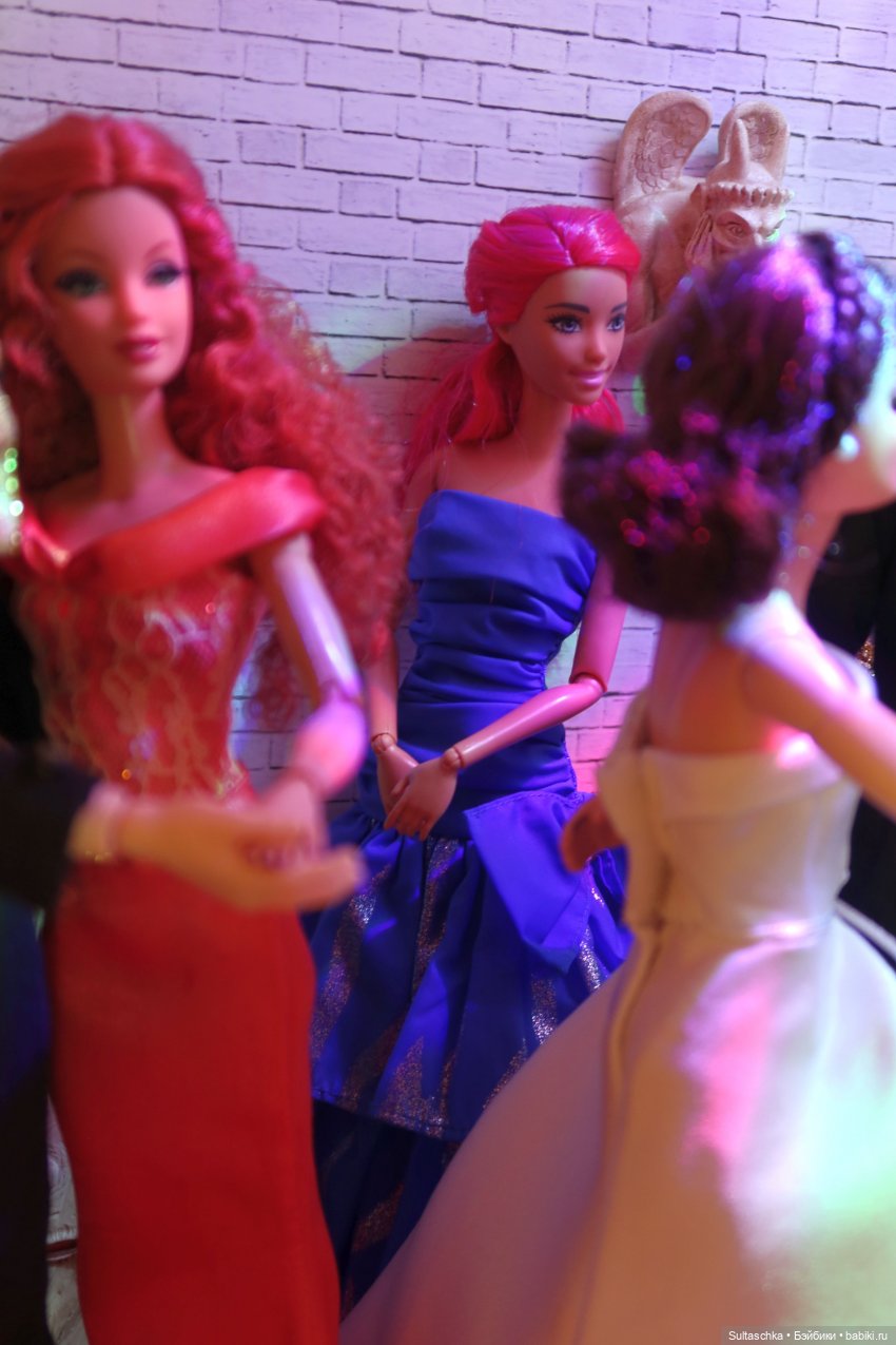 As the world falls down | Бэйбики As the world falls down — Куклы Barbie (Барби): Looks