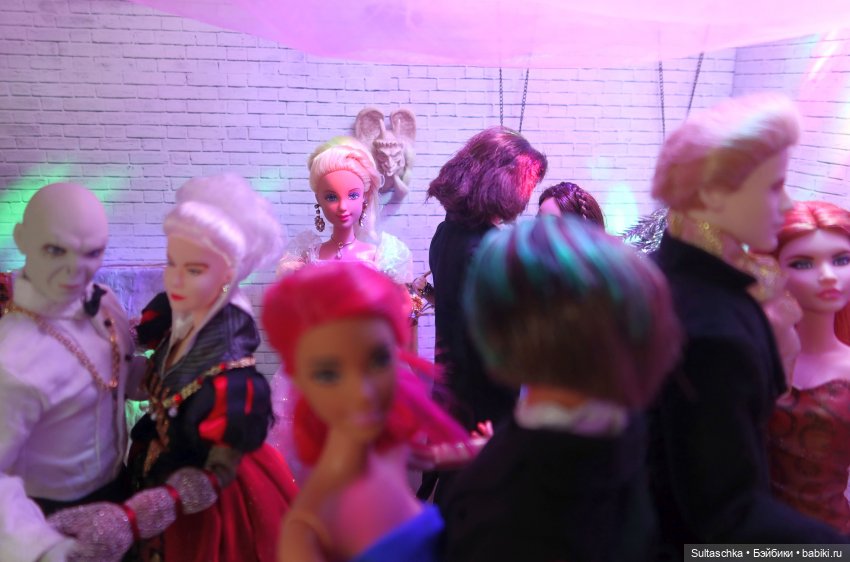 As the world falls down | Бэйбики As the world falls down — Куклы Barbie (Барби): Looks (фото 2)