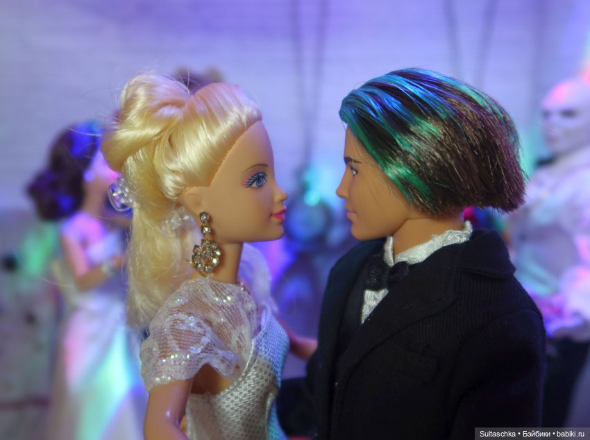 As the world falls down | Бэйбики As the world falls down — Куклы Barbie (Барби): Looks