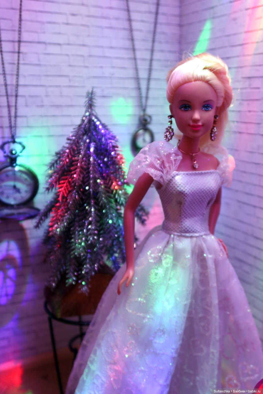 As the world falls down | Бэйбики As the world falls down — Куклы Barbie (Барби): Looks