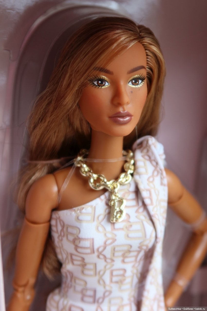 Barbie Signature You Create Neutral Kit 001. Распаковка (фото 4)