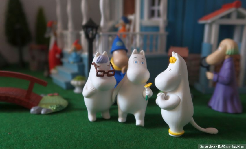 ФотоЧетверг. Герои кинематографа на куклополках