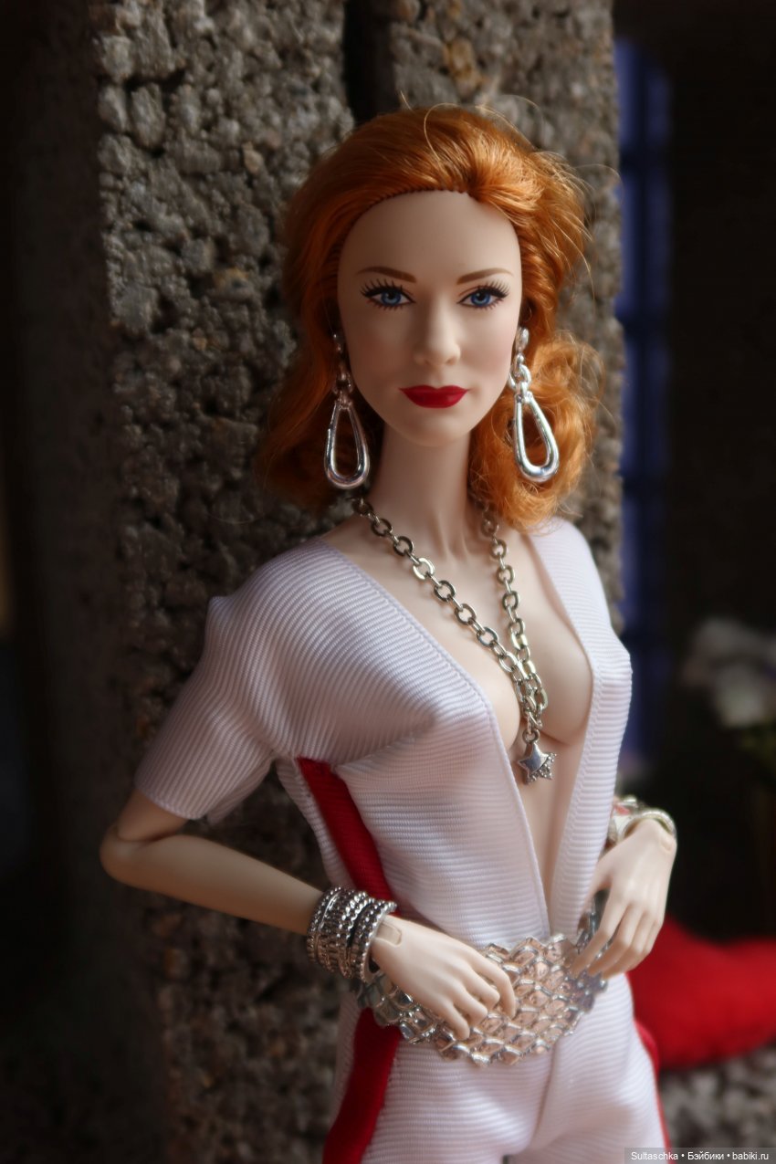 ФотоЧетверг. Герои кинематографа на куклополках (фото 10)