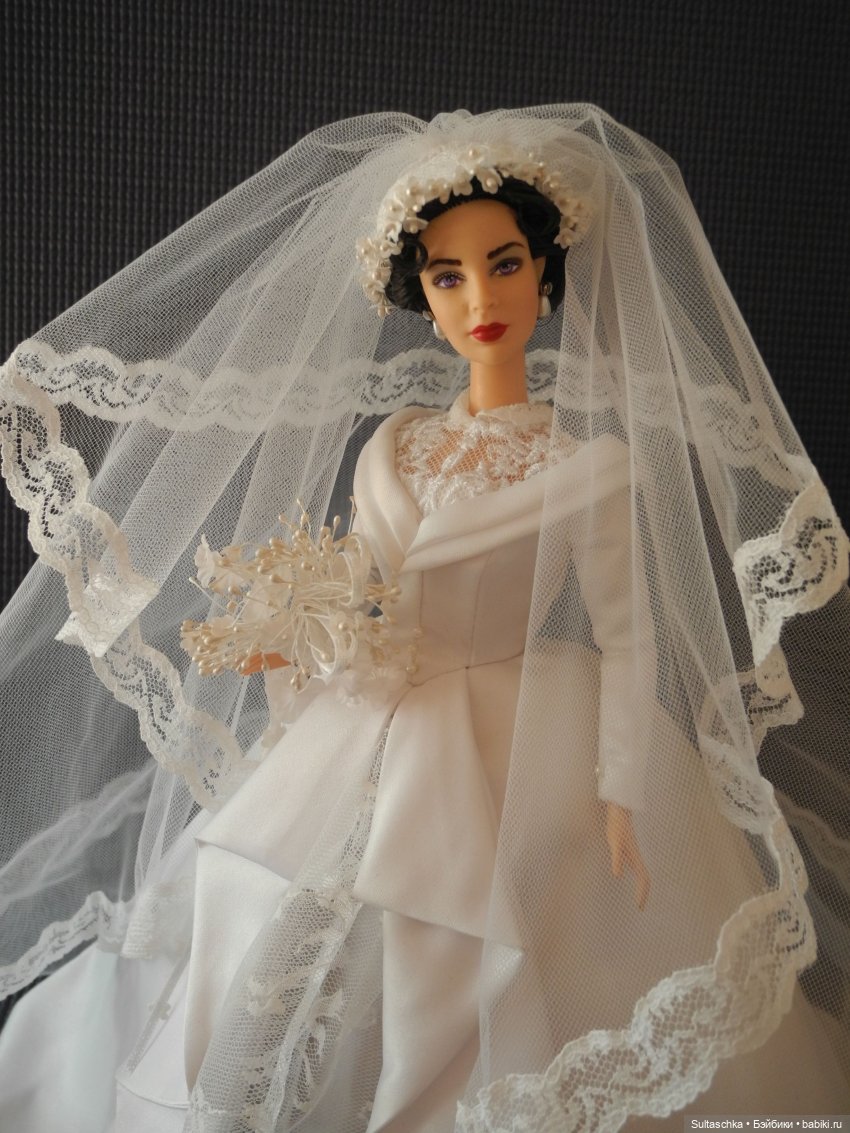 ФотоЧетверг. Герои кинематографа на куклополках (фото 6)