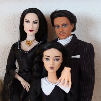 Венсдей Аддамс.