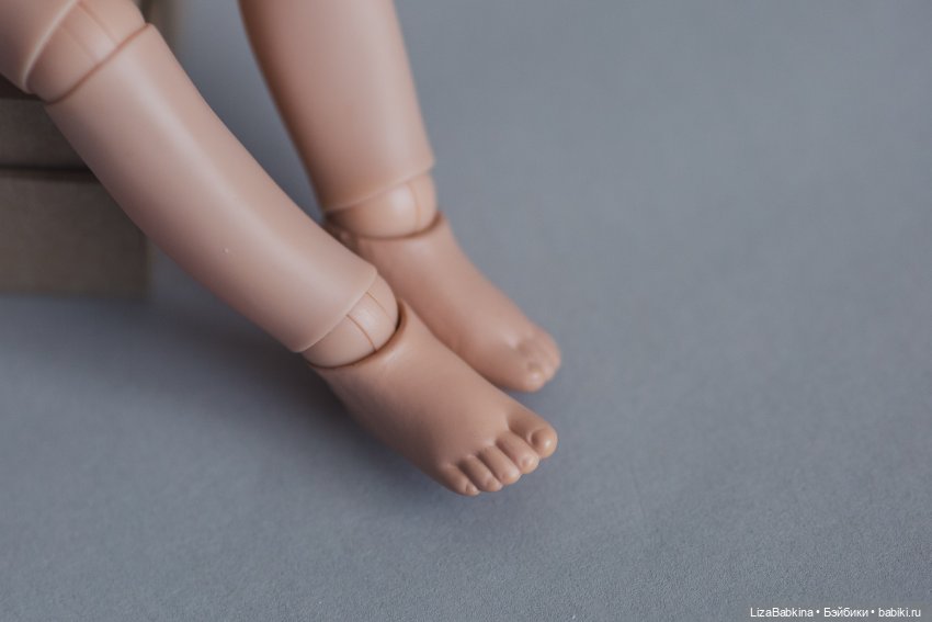 Обзор тел для Paola Reina