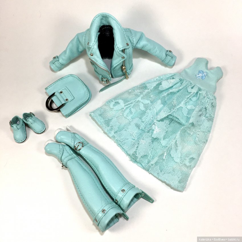 Ирина — Предлагаю одежду, обувь, шляпы и су