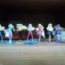 Все куклы разом. И не только куклы