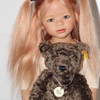 Кинья и дружок Мишутка