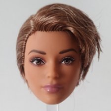 Голова Барби Лукс Виктория с короткой стрижкой (Barbie Looks № 22)