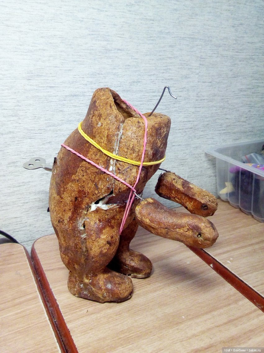 Ремонт механического прессопилочного медведя с соской 60-е гг. СССР (фото 8)