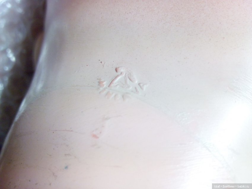 Ах, эти брови вразлёт — Ремонт кукол СССР и ГДР (немок): чернота (фото 2)