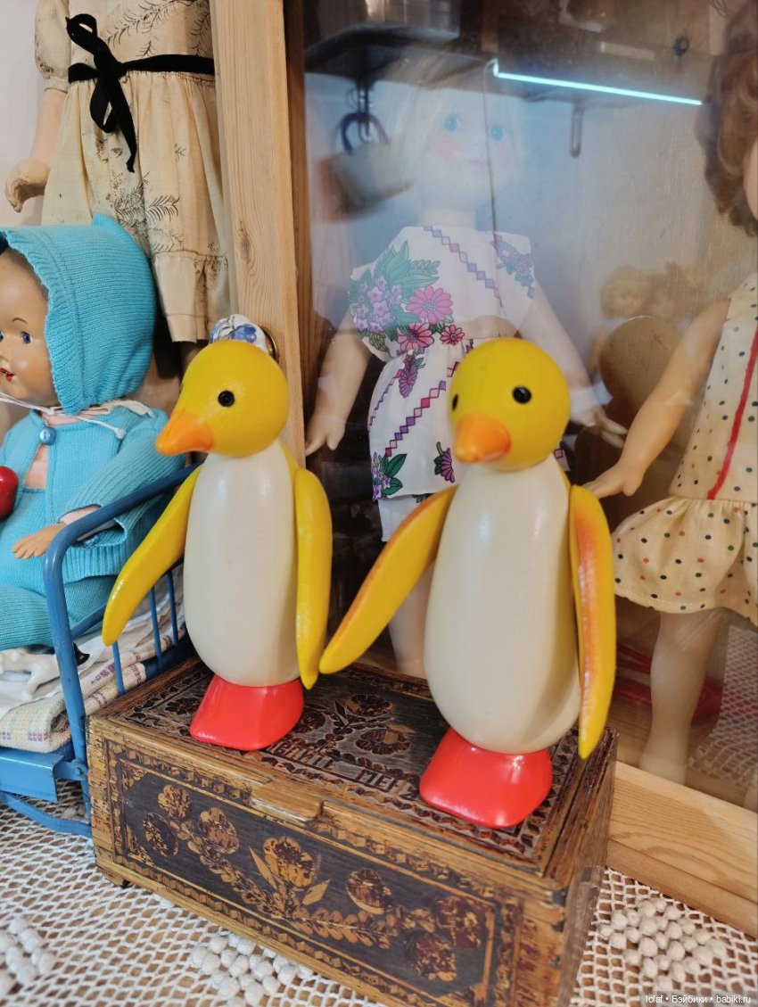 А жёлтые пингвины греют летом спины… (фото 4)