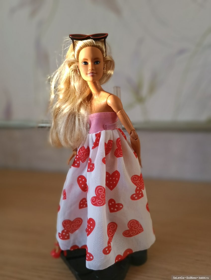 Девчонки выходят из тени. Топик-знакомство