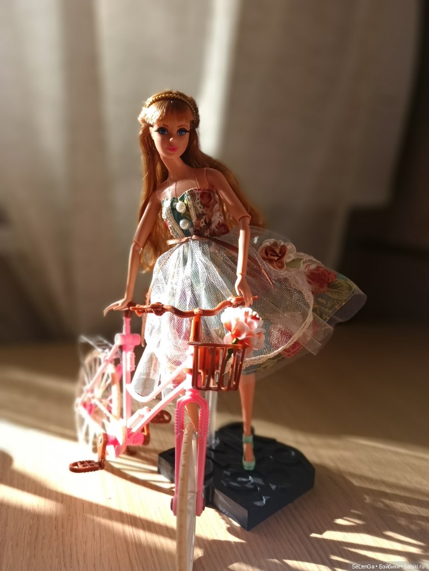 Девчонки выходят из тени. Топик-знакомство