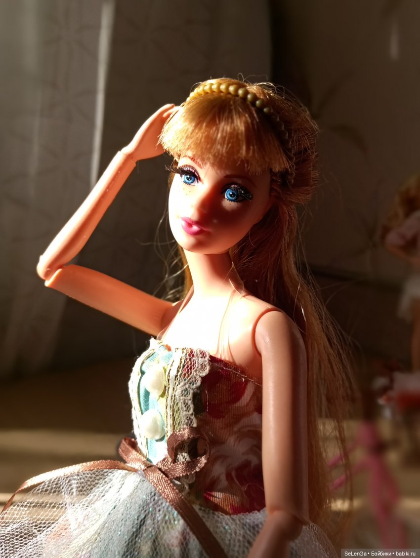 Девчонки выходят из тени. Топик-знакомство (фото 2)