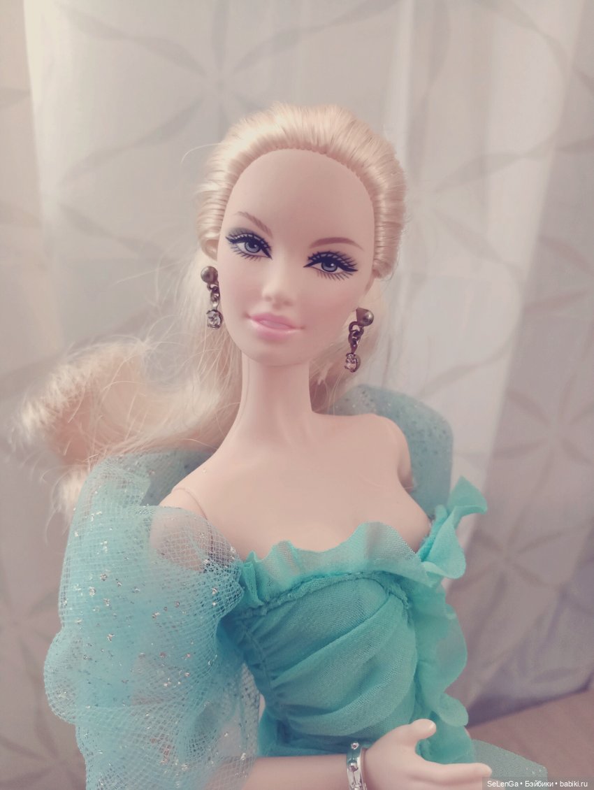 Лаура и Мишель. Most collectible doll 2007 и Barbie Badgley Mischka 2007 | Бэйбики Лаура и Мишель. Most collectible doll 2007 и Barbie Badgley Mischka 2007 (фото 3)