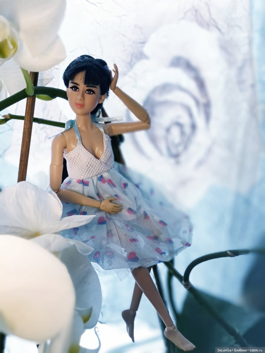 Новая девочка из Китая с великолепным шарнирным телом (фото 3)