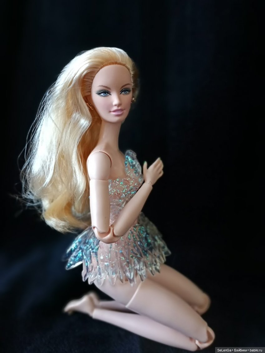 Barbie most collectible doll in a world 2007 на теле азиатки bmr! 16+ (фото 8)