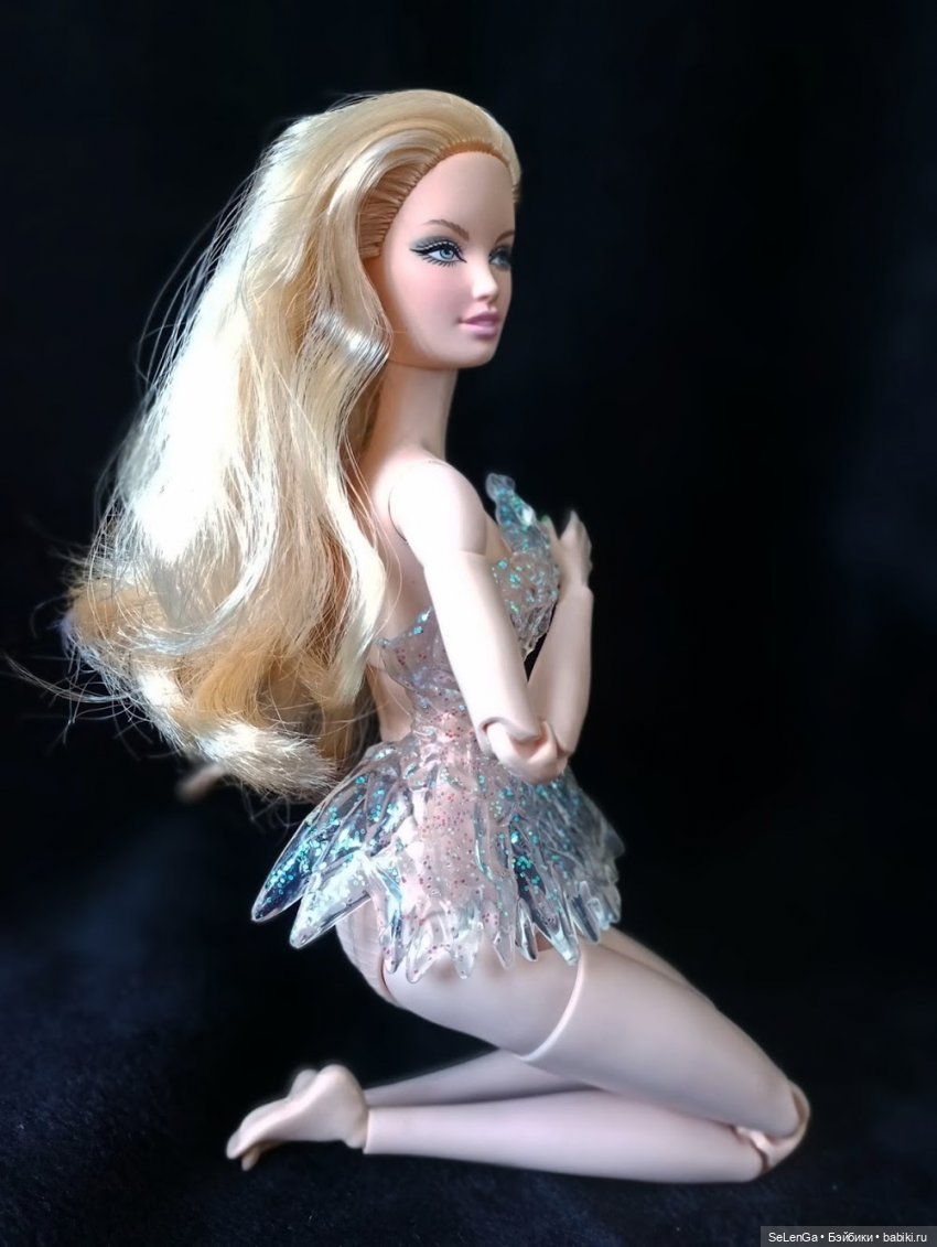 Barbie most collectible doll in a world 2007 на теле азиатки bmr! 16+ (фото 9)